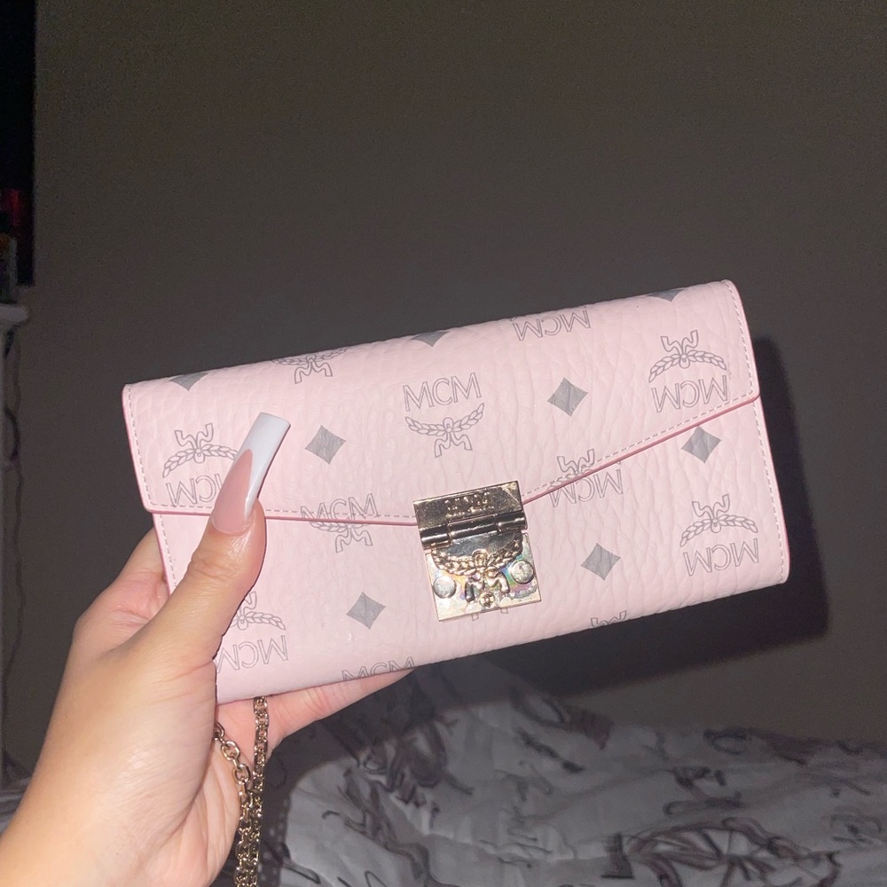 MCM Patricia Crossbody Wallet Visetos